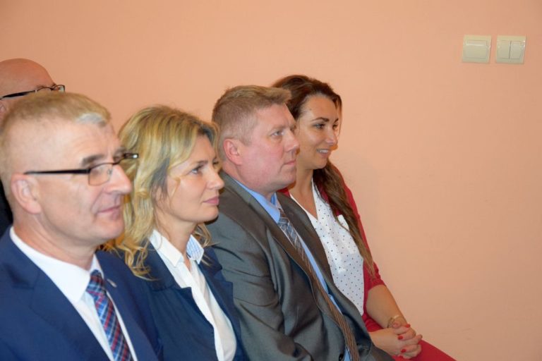 Pierwsza sesja w nowym składzie