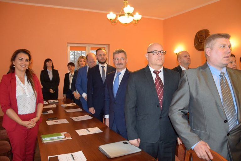 Pierwsza sesja w nowym składzie