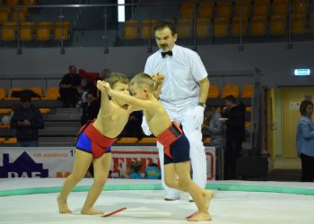Przedszkolaki na dohyo
