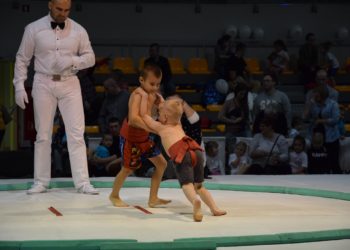 Przedszkolaki na dohyo