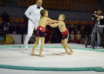 Przedszkolaki na dohyo