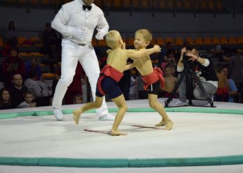 Przedszkolaki na dohyo