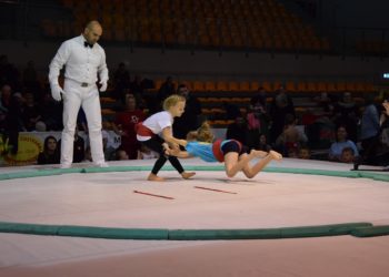 Przedszkolaki na dohyo