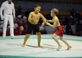 Przedszkolaki na dohyo