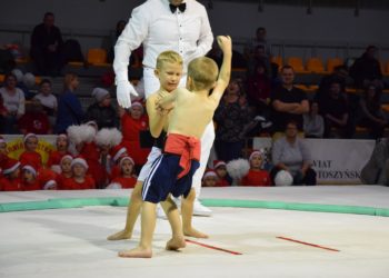 Przedszkolaki na dohyo