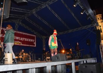 Świąteczny weekend na rynku