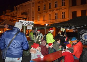 Świąteczny weekend na rynku