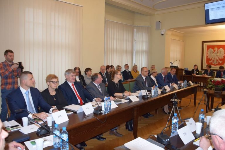 Radni wybrali przewodniczących komisji