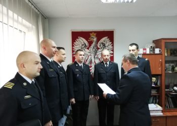 Awanse i wyróżnienia