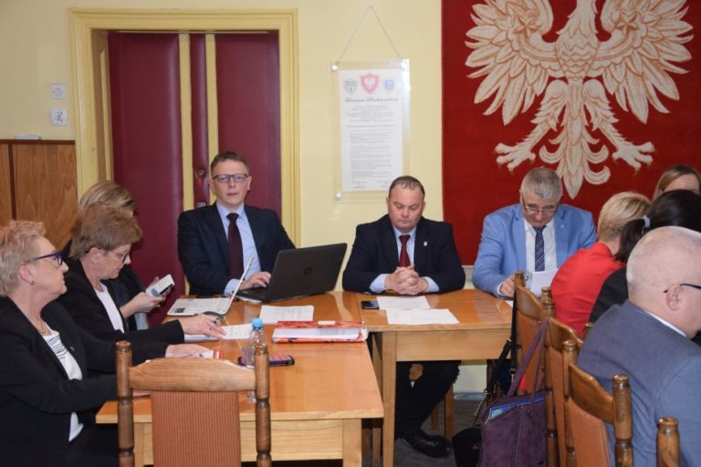 Burzliwe dyskusje w Sulmierzycach
