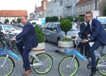 Setna rocznica i wyborcze emocje