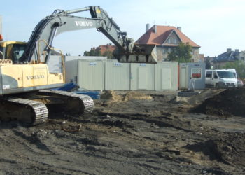 Setna rocznica i wyborcze emocje