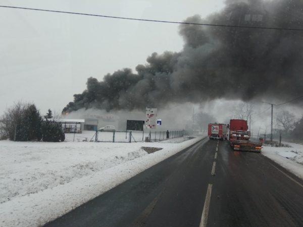 Groźny pożar w Lutogniewie
