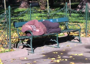 Nie bądź obojętny na los bezdomnych