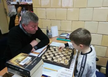 Warcaby w bibliotece