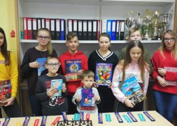 Warcaby w bibliotece