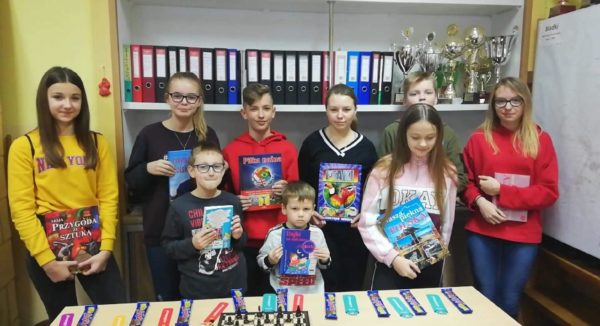 Warcaby w bibliotece