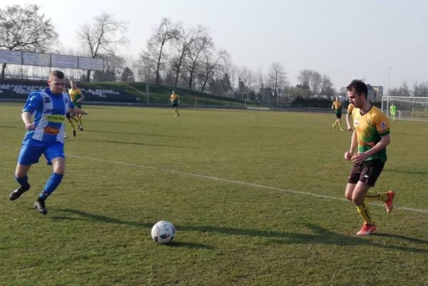 Astra powaliła Tura