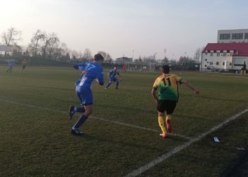 Astra powaliła Tura