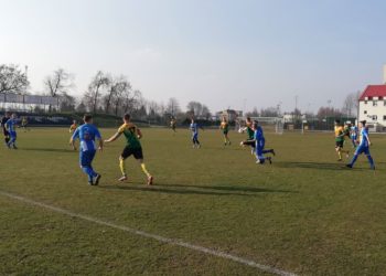 Astra powaliła Tura