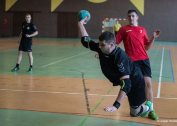 Triumf koźmińskich szczypiornistów