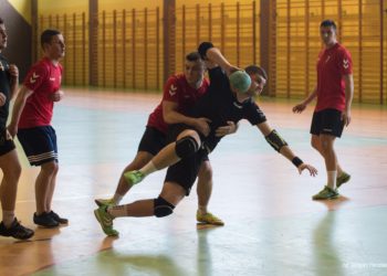 Triumf koźmińskich szczypiornistów