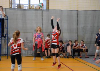 Zmagania młodych siatkarek