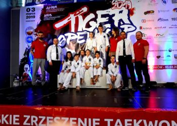 Halla-San z medalami