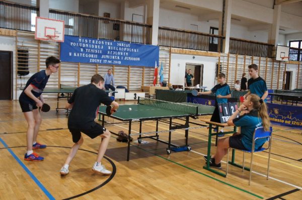 Dwa medale w grach podwójnych