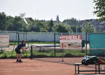 Deblowe zmagania o Puchar Burmistrza