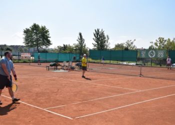 Deblowe zmagania o Puchar Burmistrza