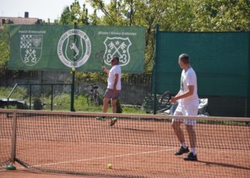 Deblowe zmagania o Puchar Burmistrza