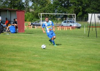 Wyrównany pojedynek derbowy