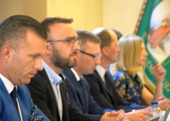 Absolutorium udzielone jednogłośnie