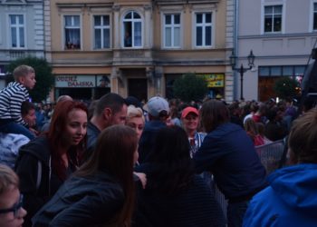 Bluesowo-rockowe granie na krotoszyńskim rynku
