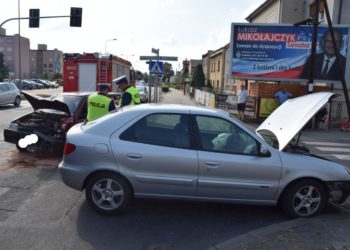 Groźne zderzenie na skrzyżowaniu