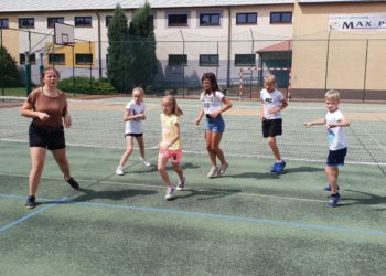 Tenis ziemny dla dzieci i młodzieży