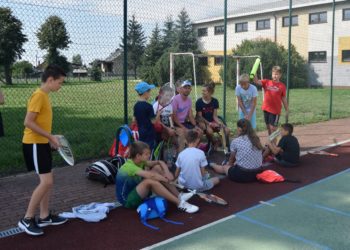 Tenis ziemny dla dzieci i młodzieży