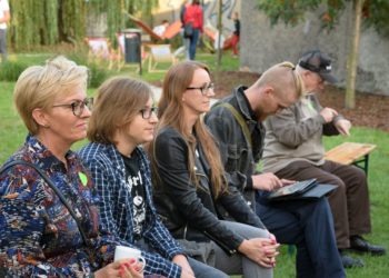 Świętowanie na ulicy Benickiej