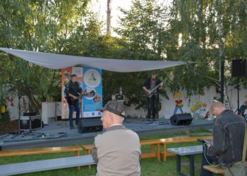 Świętowanie na ulicy Benickiej