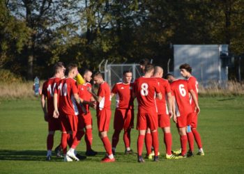 Dziewięć goli w meczu Piasta z liderem