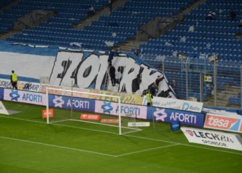 Wspierają drużynę, pamiętają o powstańcach