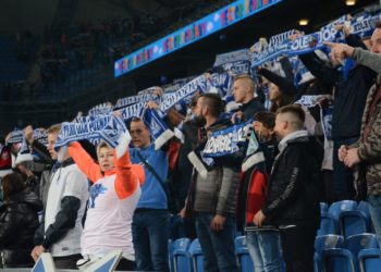 Wspierają drużynę, pamiętają o powstańcach