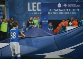 Wspierają drużynę, pamiętają o powstańcach