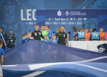 Wspierają drużynę, pamiętają o powstańcach