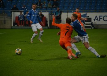 Wspierają drużynę, pamiętają o powstańcach