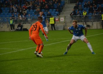 Wspierają drużynę, pamiętają o powstańcach