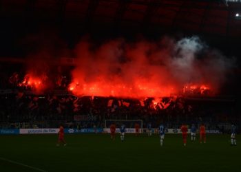 Wspierają drużynę, pamiętają o powstańcach