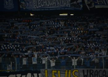 Wspierają drużynę, pamiętają o powstańcach