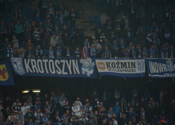 Wspierają drużynę, pamiętają o powstańcach